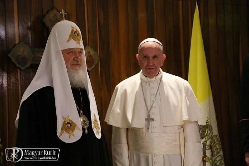 Ferenc pápa és Kirill pátriárka történelmi találkozója Kubában