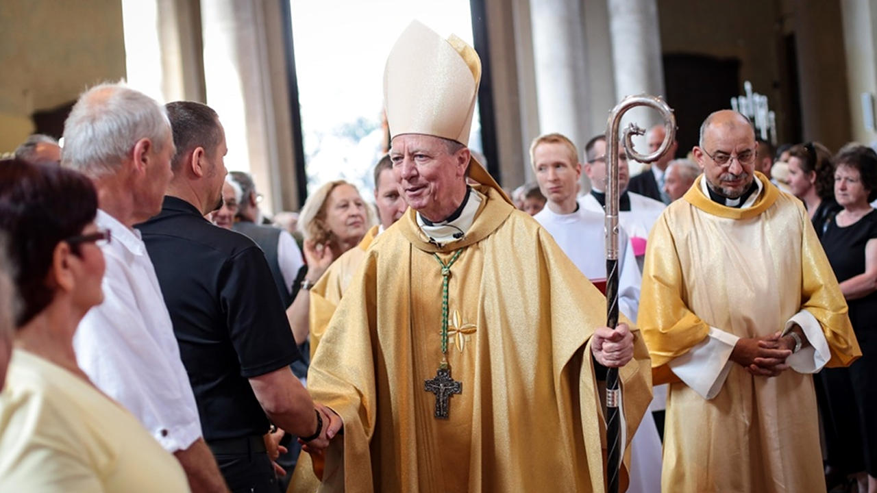 Aranymiséjét ünnepelte Beer Miklós váci megyéspüspök