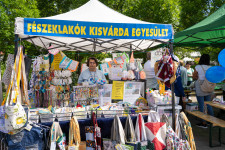 Kép szöveg