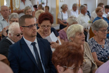 Kép szöveg
