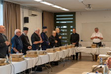 Kép szöveg