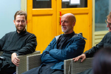 Kép szöveg