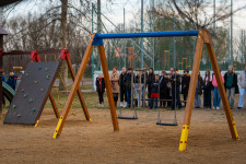 Kép szöveg