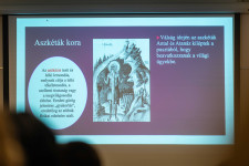 Kép szöveg