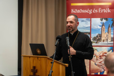 Kép szöveg