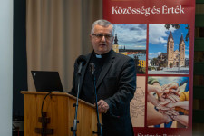 Kép szöveg