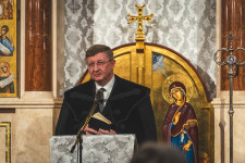 Kép szöveg