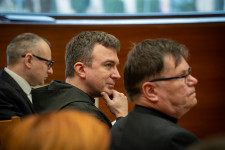 Kép szöveg