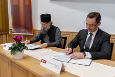 Kép szöveg
