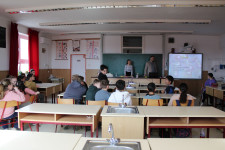 Kép szöveg