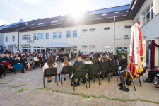 Kép szöveg