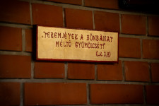 Kép szöveg