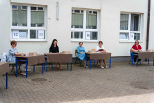 Kép szöveg