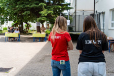 Kép szöveg
