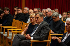 Kép szöveg