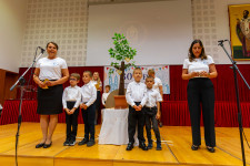 Kép szöveg