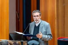 Kép szöveg