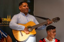 Kép szöveg