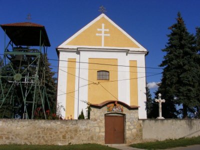 Ősi dallamok ősi falak közt - Templombúcsú Timáron