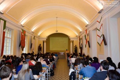 Országos Keresztény Neveléstudományi Konferenciát rendeztek az Apor Vilmos Katolikus Főiskolán