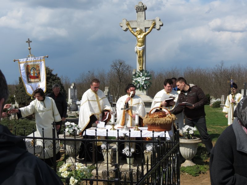 Halottak húsvétja Máriapócson