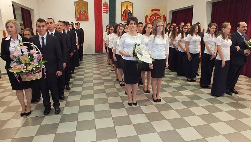 Legyen tánc! – Szalagtűző a Szent Bazil Görögkatolikus Gimnáziumban