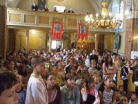 A „messze földön híres sajópálfalai hittanos hálaadás” - 25 egyházközség hittanosainak hálaadása