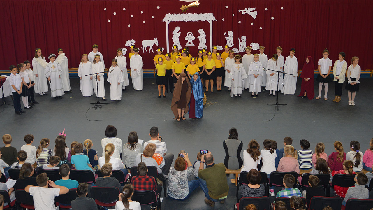 Közös karácsonyvárás a nyíregyházi görögkatolikus iskolában 