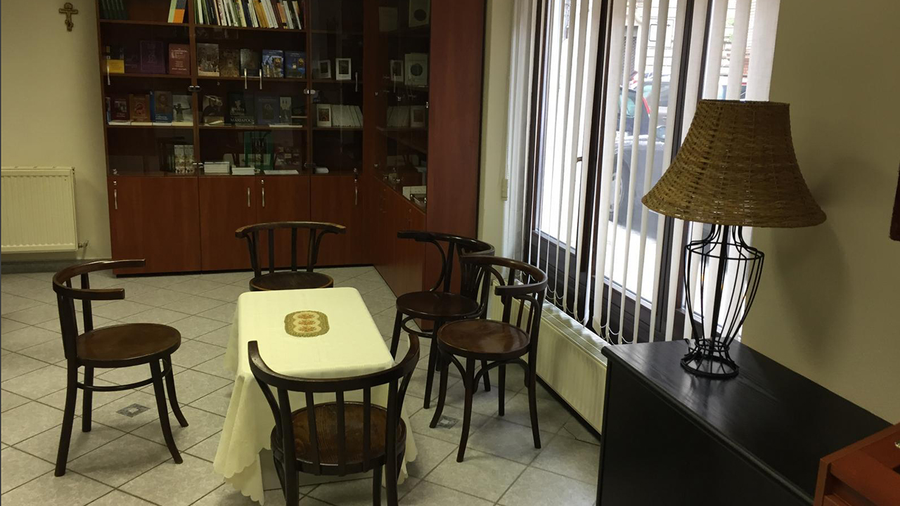Szent Atanáz Könyv- és Kegytárgybolt nyílik a Panágia Központban