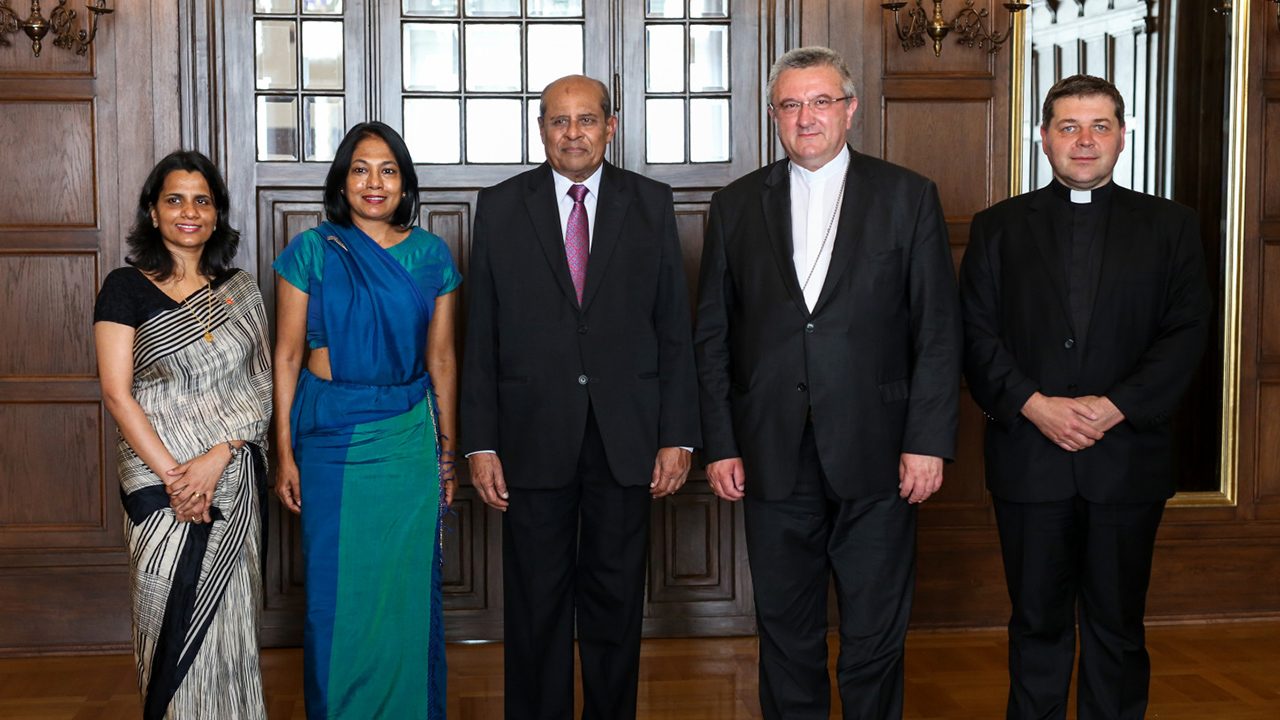 Srí Lanka külügyminiszterével találkozott a Magyar Katolikus Püspöki Konferencia elnöke