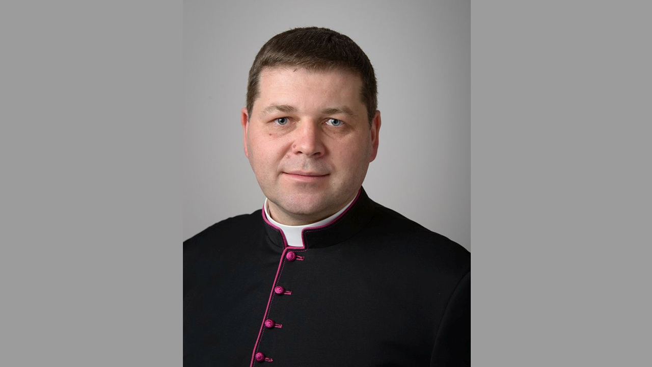 Pápai asszisztenssé nevezték ki dr. Tóth Tamást, az MKPK titkárát