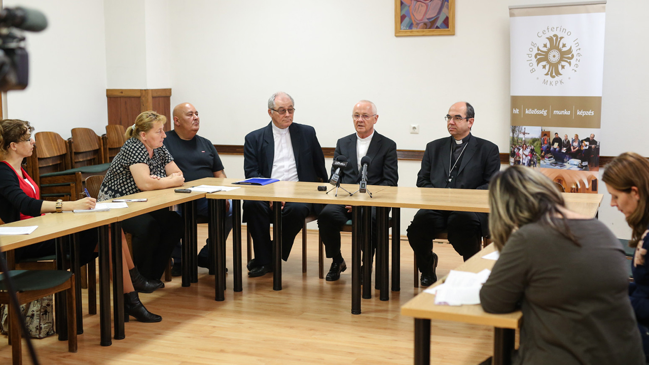 A legfőbb vajda Krisztus – Tizenhetedszer rendeztek országos cigánypasztorációs konferenciát Egerben