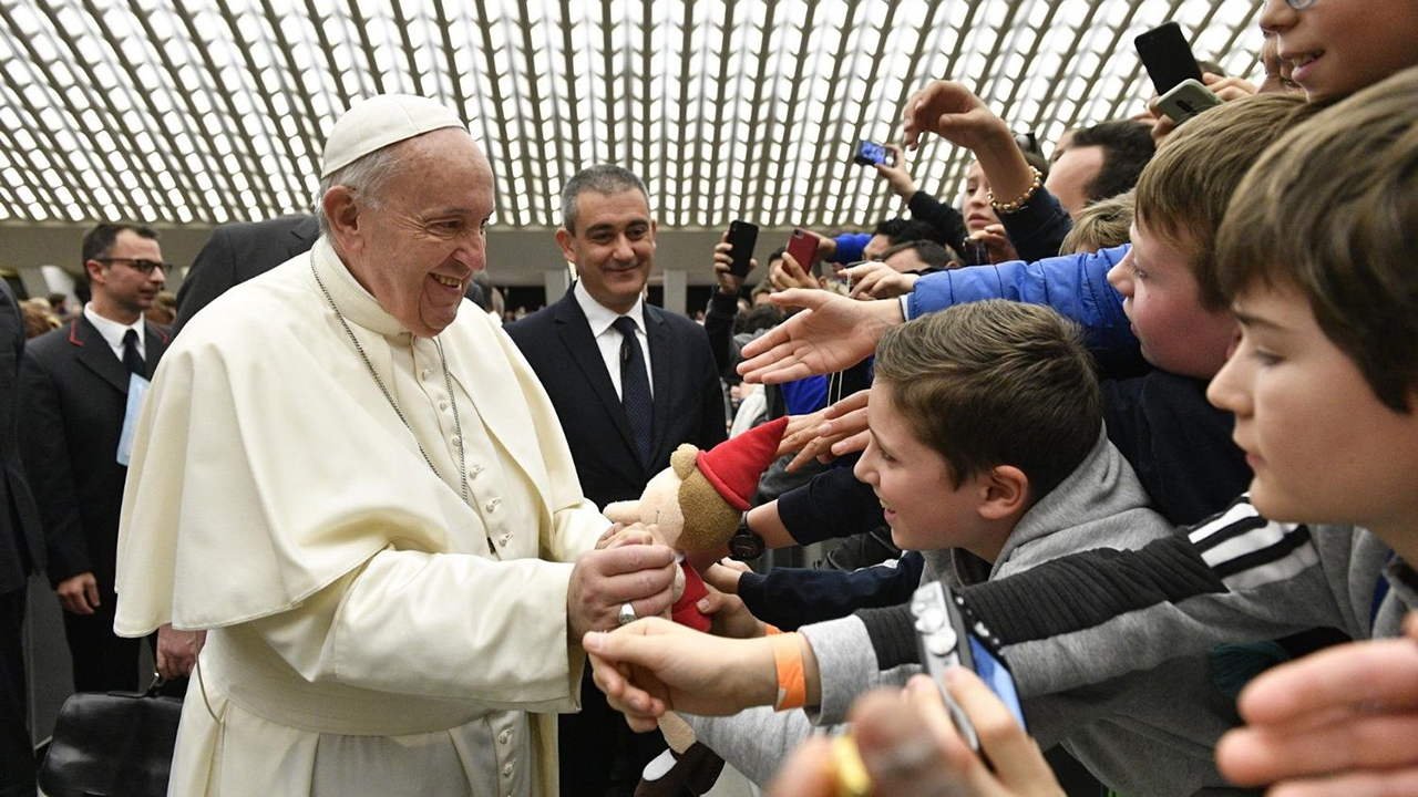 Ferenc pápa katekézise: Ha „valakivé” kell válnom, az magányhoz és boldogtalansághoz vezet