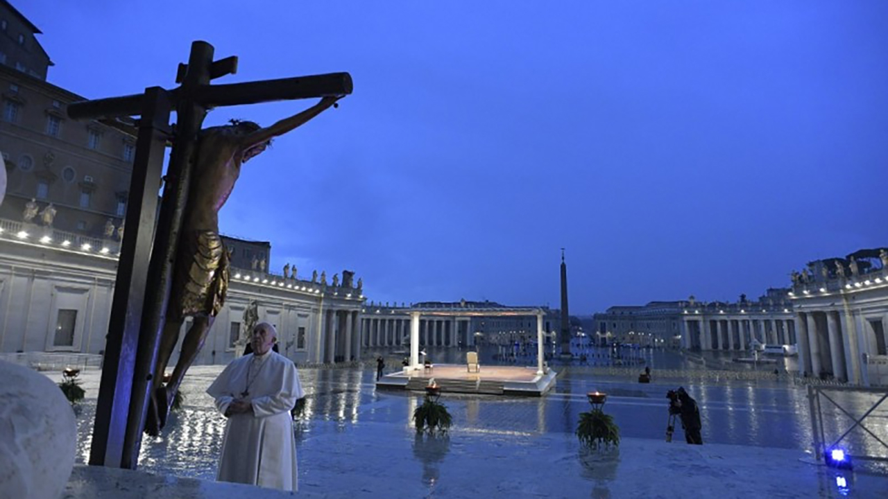 Senki sem menekülhet meg önmagában – Ferenc pápa rendkívüli Urbi et Orbi áldása a járvány idején