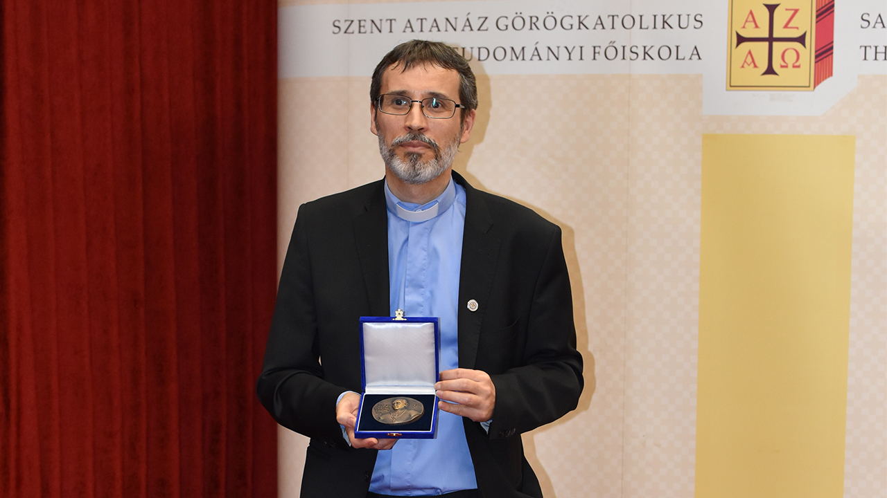 Fraknói Vilmos-díjjal jutalmazták a Szent Atanáz Görögkatolikus Hittudományi Főiskola rektorát 