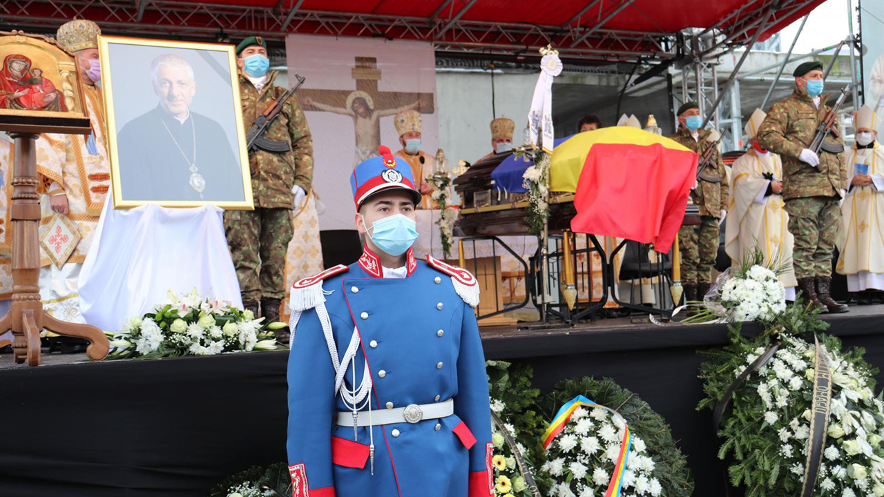 Florentin Crihălmeanu kolozsvár-szamosújvári görögkatolikus püspök temetése