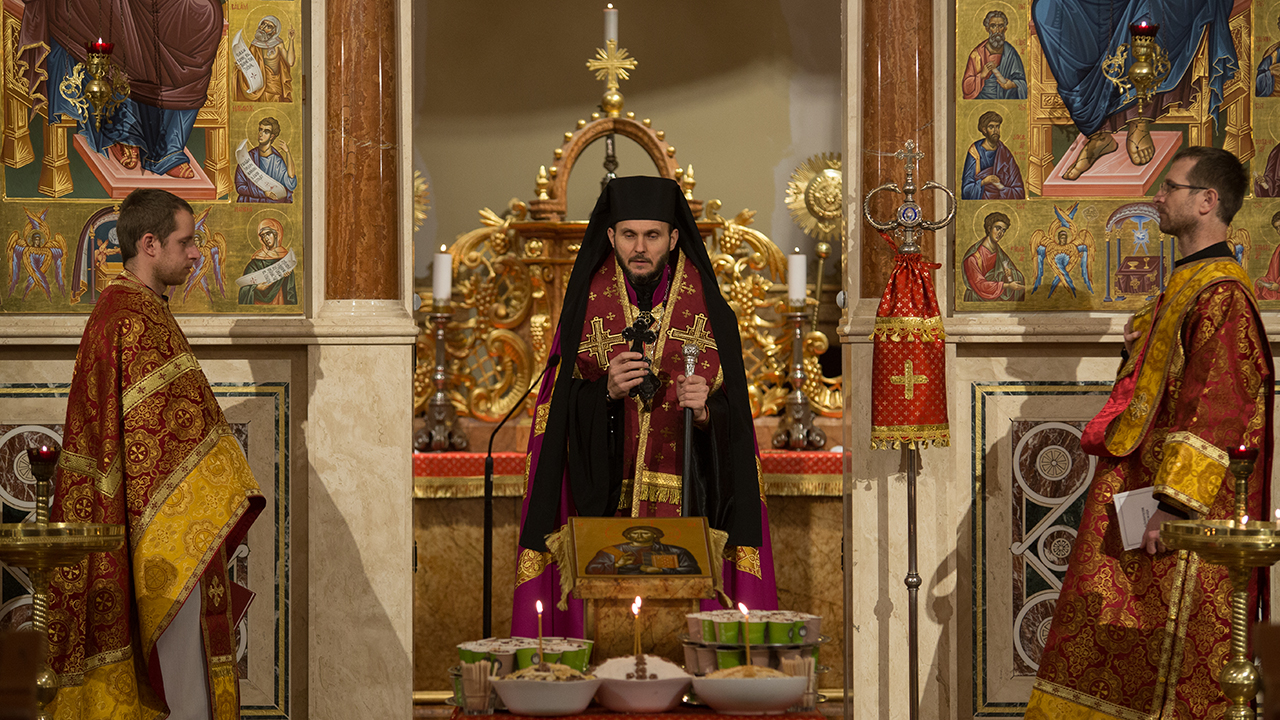 Előszenteltek liturgiája a Szent Miklós-székesegyházban – képriport
