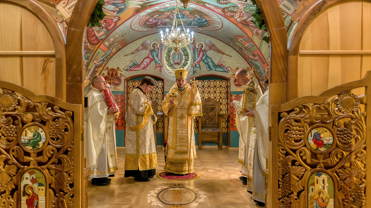 Az Atya akaratából, a Fiú segítségével, a Szentlélek munkálkodása által – a máriapócsi bazilita monostor kápolnájának újraszentelése