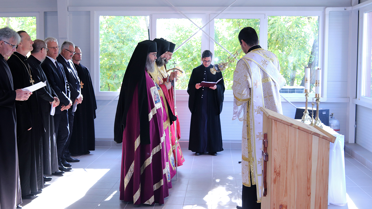 Épületszenteléssel egybekötött projektzáró ünnepséget tartott a Szent Lukács Görögkatolikus Szeretetszolgálat Szakolyban