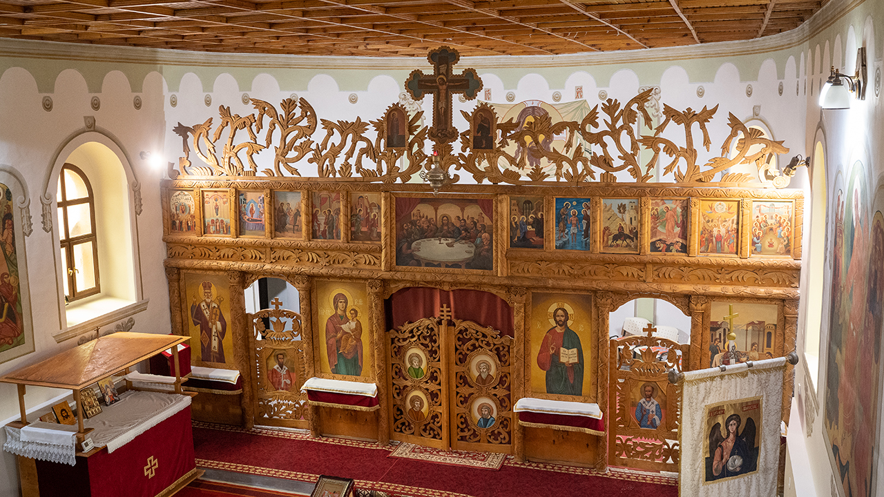 Bepillantás a pátyodi görögkatolikus templomba