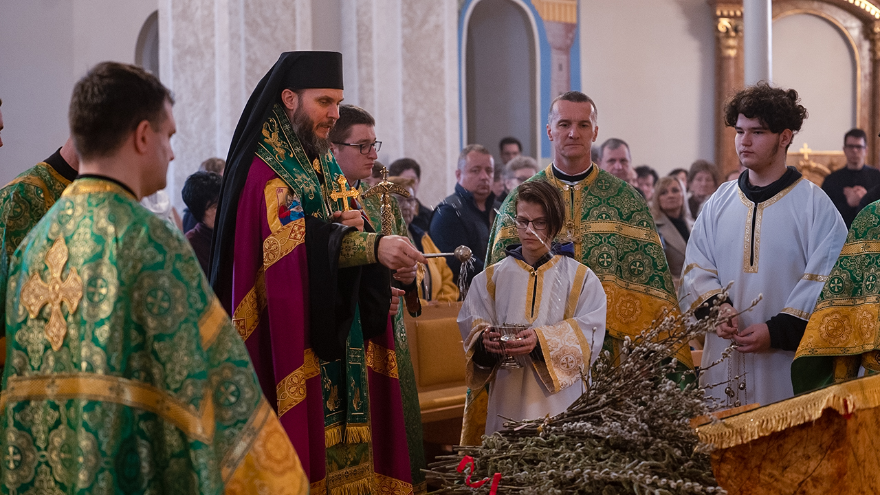 A győzelem ünnepén – virágvasárnap a székesegyházban