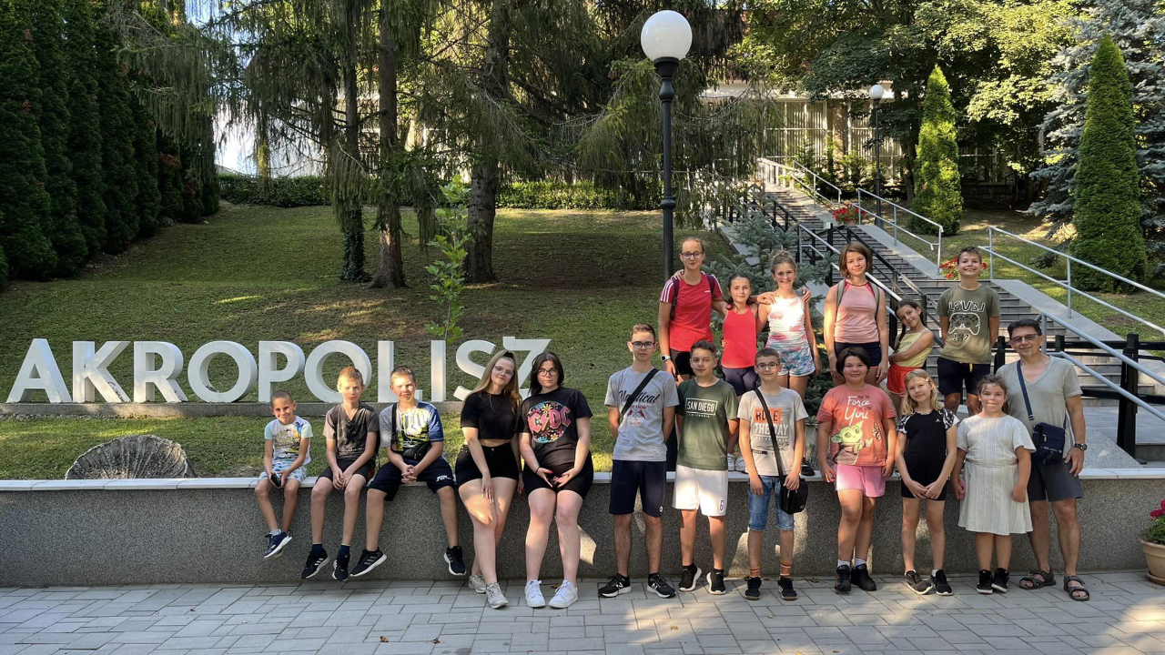 A nyírbátori hittanosok Miskolc-Tapolcán töltötték nyári táborukat