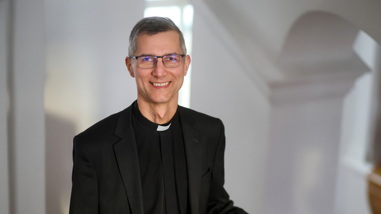 Lelki egészség az egyházban – interjú Martos Levente Balázs püspökkel