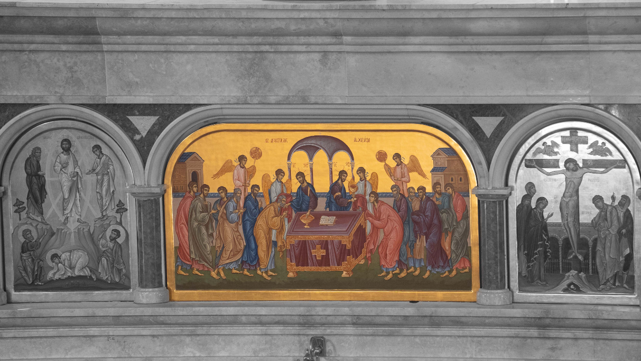Nagycsütörtök az Eucharisztia (Oltáriszentség) és a papság (egyházi rend) alapításának ünnepe