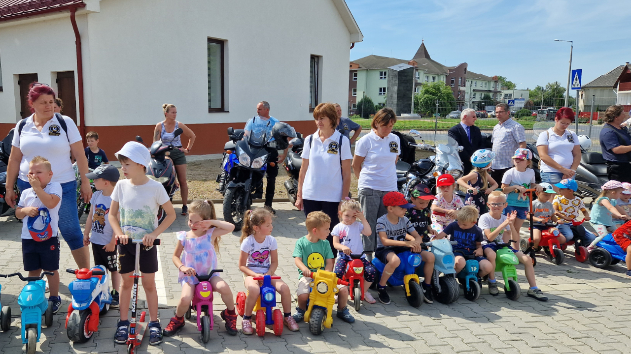 Péterpálosok motoros felvonulása Nyírlugoson