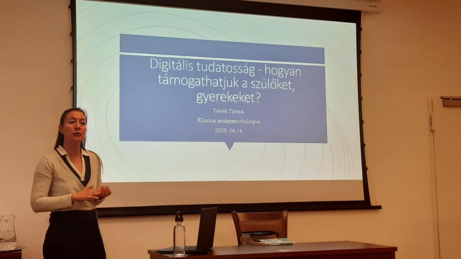A digitális tudatosságról szólt a Pedagógus Akadémia 7. alkalma