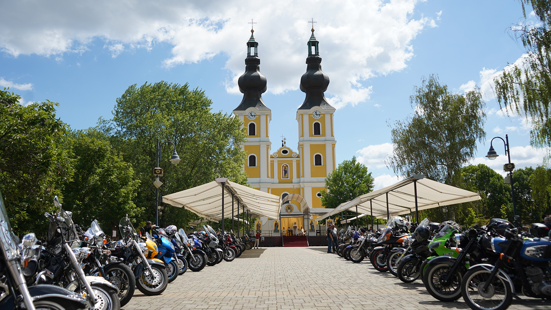 Két keréken, egy hitben – Motoros búcsú Máriapócson