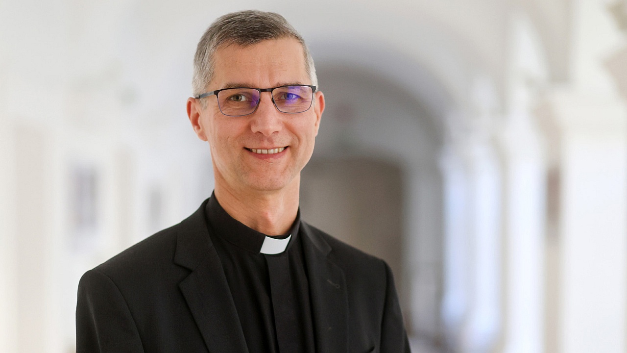 Lelki egészség az egyházban – interjú Martos Levente Balázs püspökkel