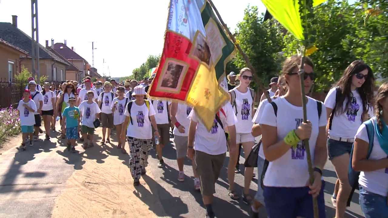 Úton-útfélen – fjúsági gyalogos zarándoklat 2013